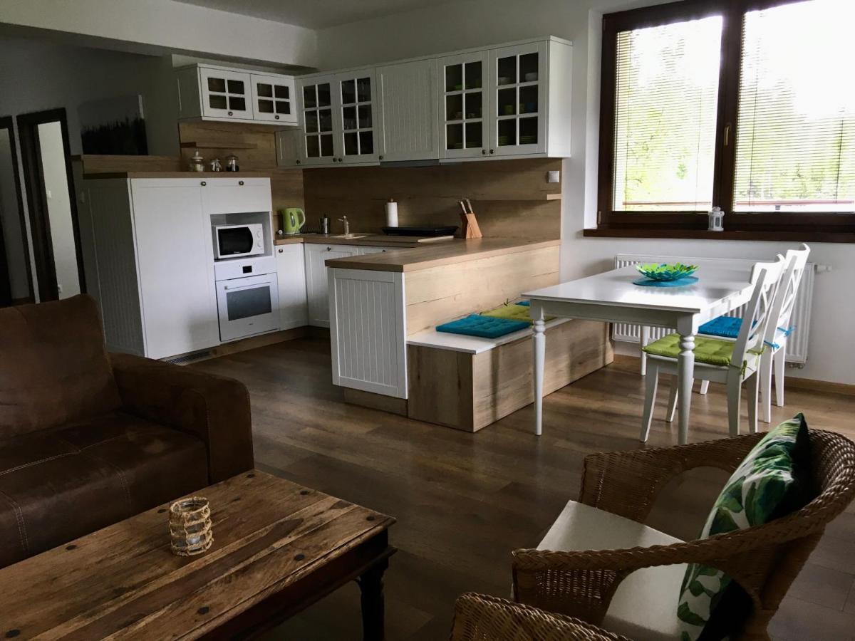 Apartman Kristof Tatranska Lomnica Bagian luar foto