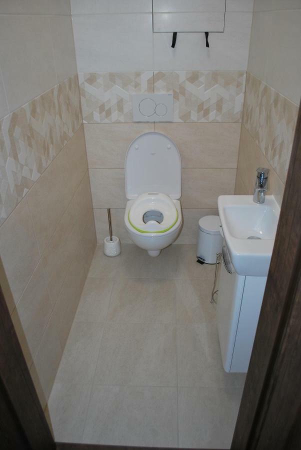 Apartman Kristof Tatranska Lomnica Bagian luar foto